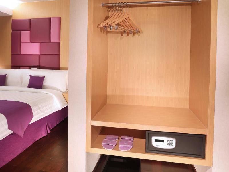 Quest Hotel Darmo - Surabaya By Aston Exterior foto